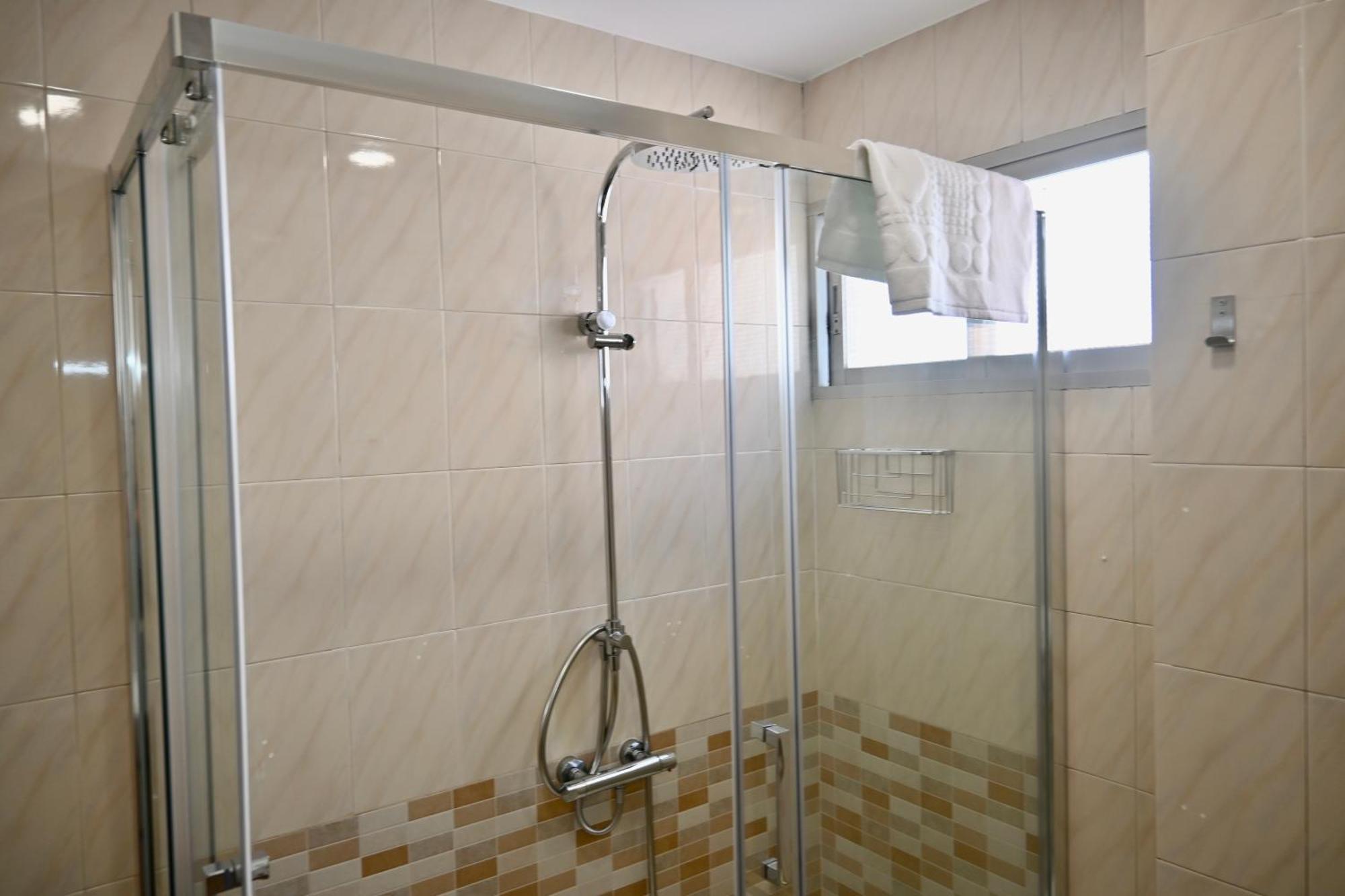 For Vivienda Temporal De Cuatro En Arganzuela Man102 Apartamento Madri