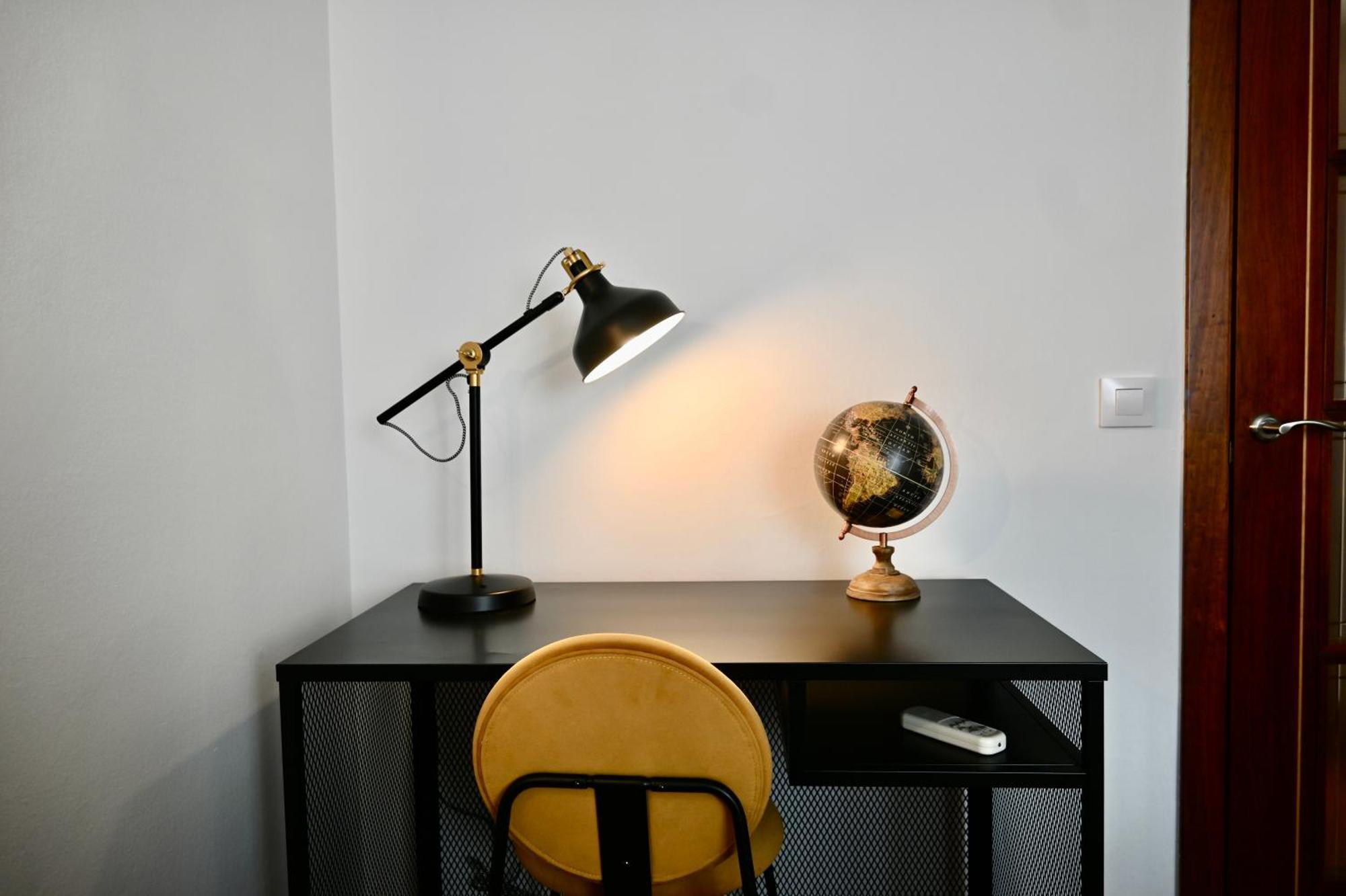For Vivienda Temporal De Cuatro En Arganzuela Man102 Appartement *